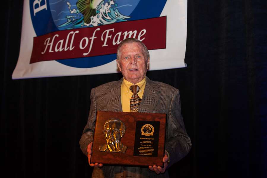 Tom Mann - The Bass Fishing Hall Of Fame